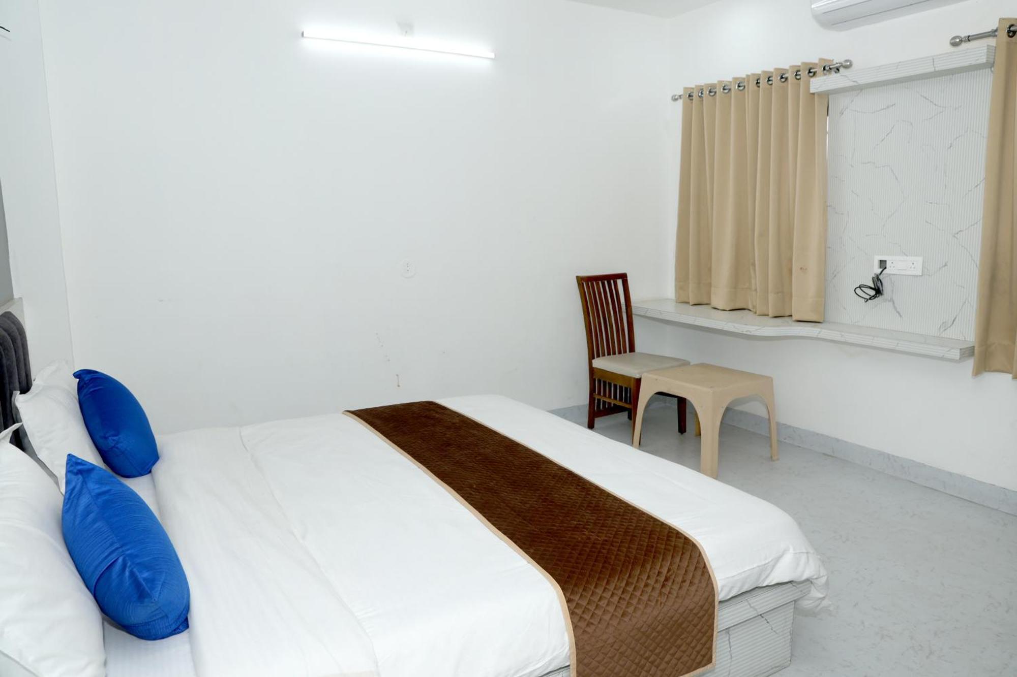 Devdarshan Hotel & Restaurant Udaipur Bagian luar foto